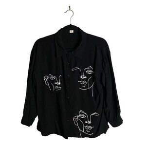 Women's Black/White Minimalist Face Sketch Print Button Down Shirt